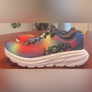 Hoka One One Rincon 3 Running Shoes women's 9B Multicolor Athletic Training